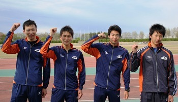 4×100mR優勝　鳥居・香田・工藤・小尾.jpg