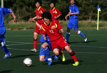 アップルスポーツカレッジサッカー部201001.jpg